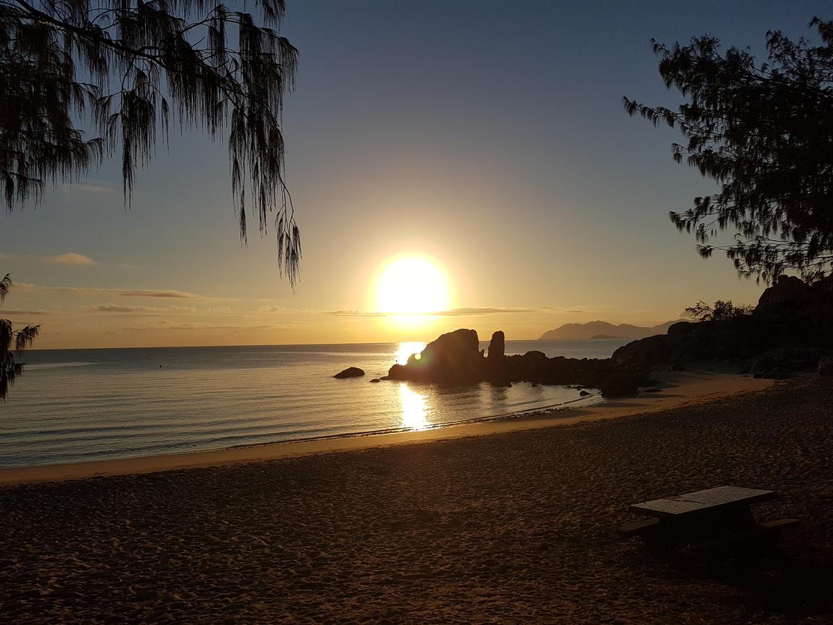 Horseshoe Bay Resort โบเวน ภายนอก รูปภาพ