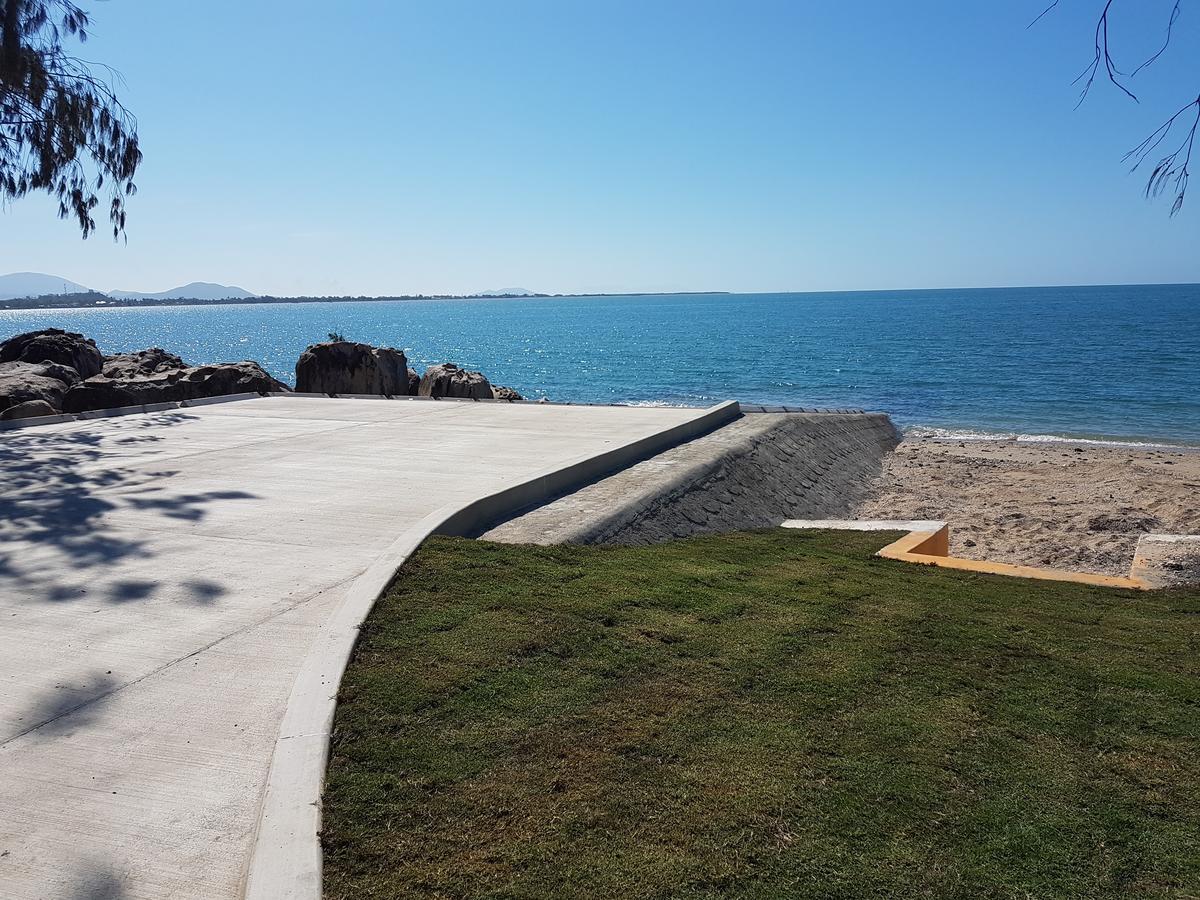 Horseshoe Bay Resort โบเวน ภายนอก รูปภาพ